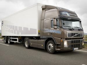Volvo FM 390 4x2 2010 года